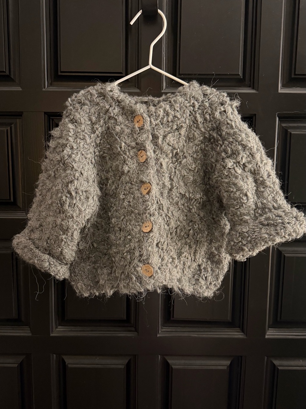 Kid 2-3T grey fuzzy yarn knit cardigan